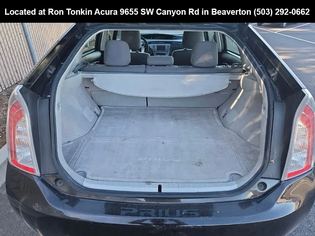 Used 2015 Black Toyota Two image 12