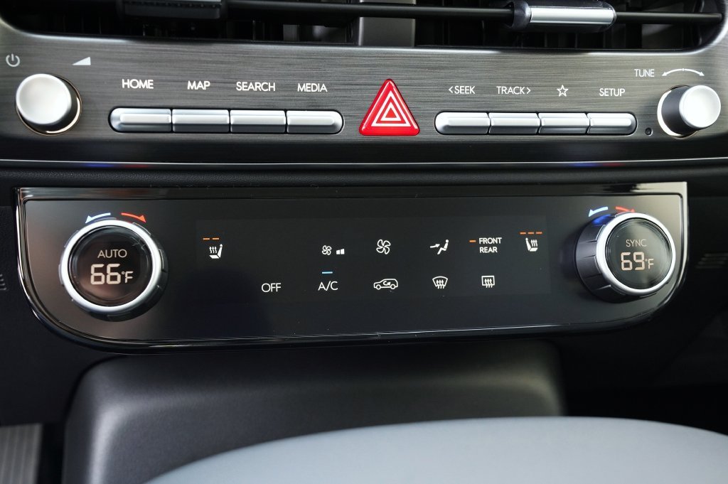 New 2027 Pacific Sapphire Pearl Hyundai SEL image 42