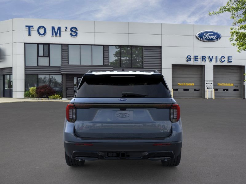 View vehicle photo 5