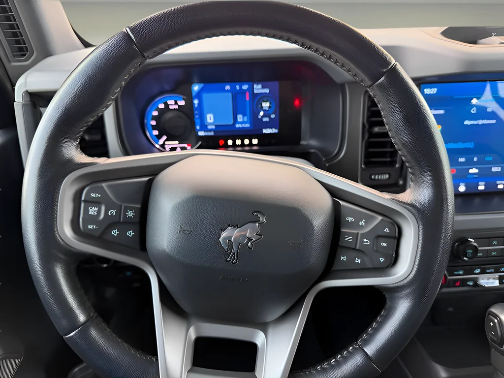 2023 Ford Bronco 4-Door Everglades - Photo 16