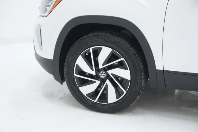 New 2026 Opal White Pearl Volkswagen 2.0T SE w/Technology image 11