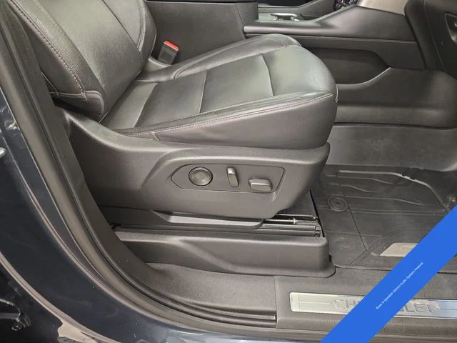 Used 2021 Shadow Gray Metallic Chevrolet Z71 image 10