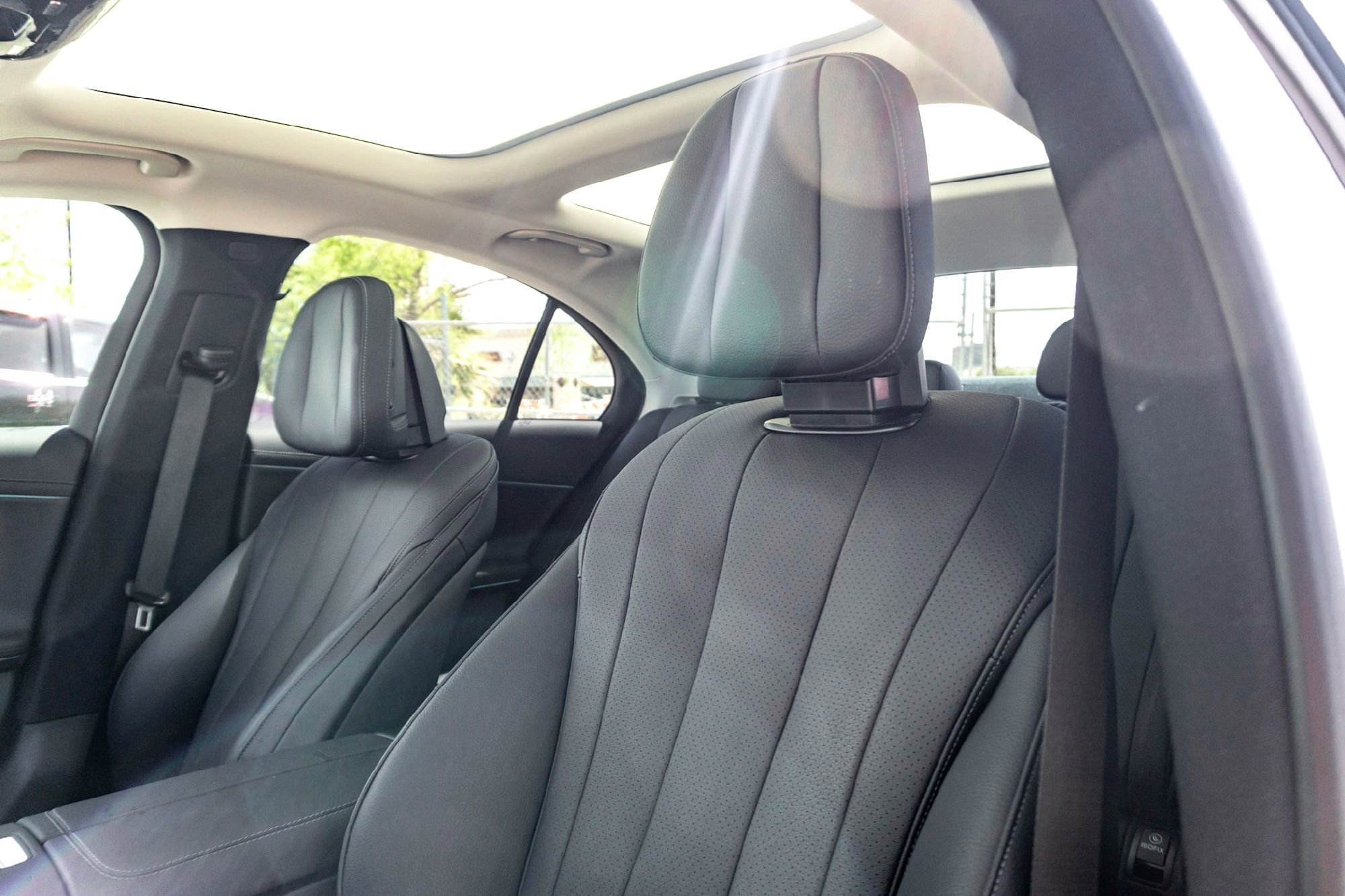 Certified Used 2025 Polar White Mercedes-Benz E 350 image 13