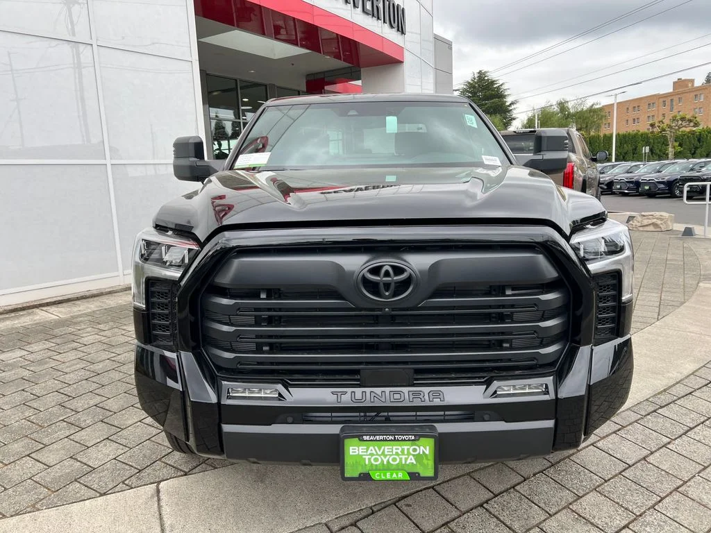 2026 Toyota Tundra Limited - Photo 8
