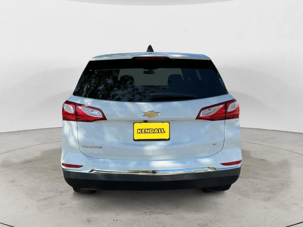 Used 2019 SUMMIT WHITE Chevrolet LT image 6
