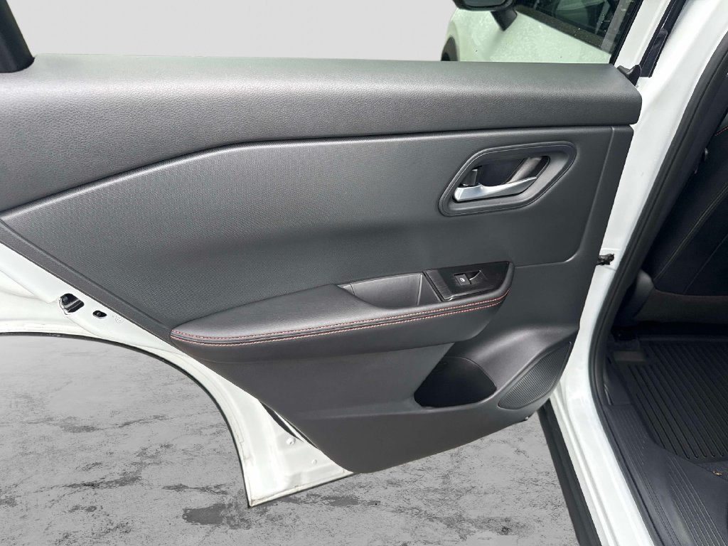 Used 2026 White Nissan Rock Creek image 17