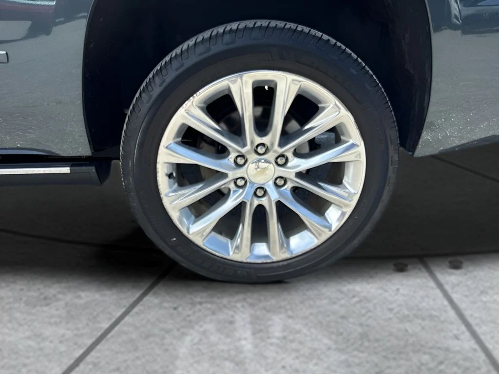 Used 2019 Gray Chevrolet Premier image 39