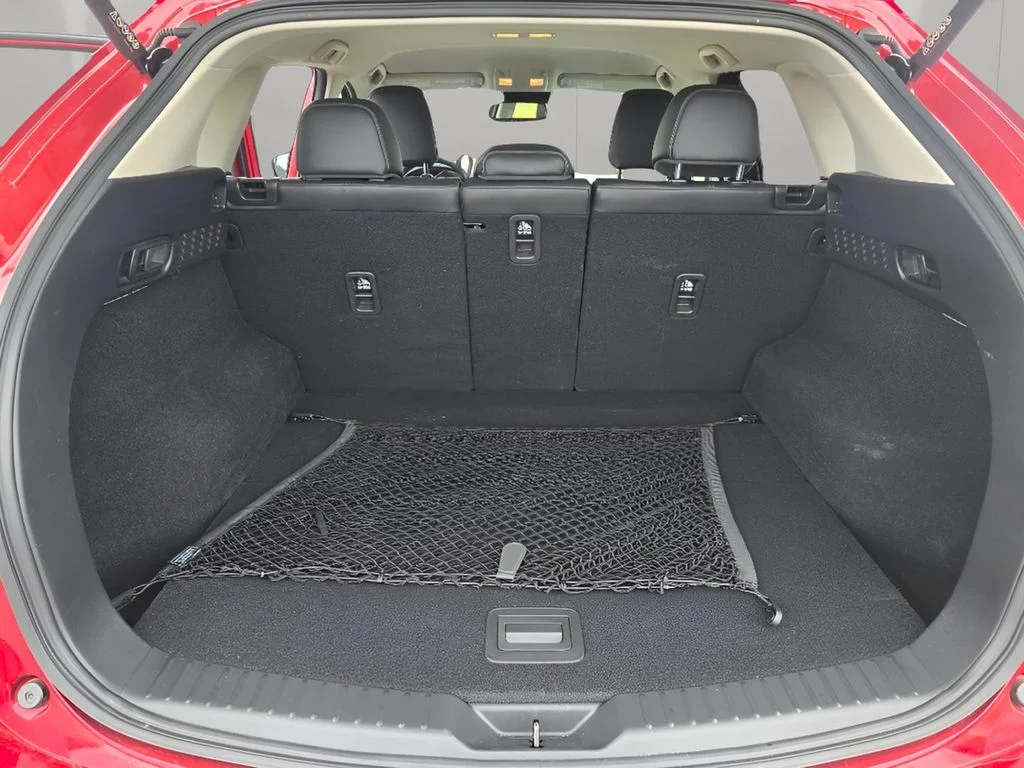 Used 2025 Soul Red Crystal Metallic Mazda 2.5 S Carbon Edition image 9