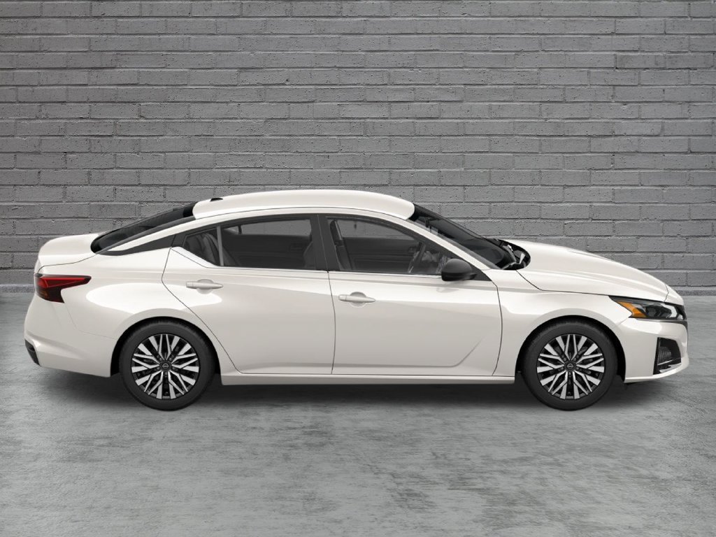 New 2026 White Nissan 2.5 SV image 4