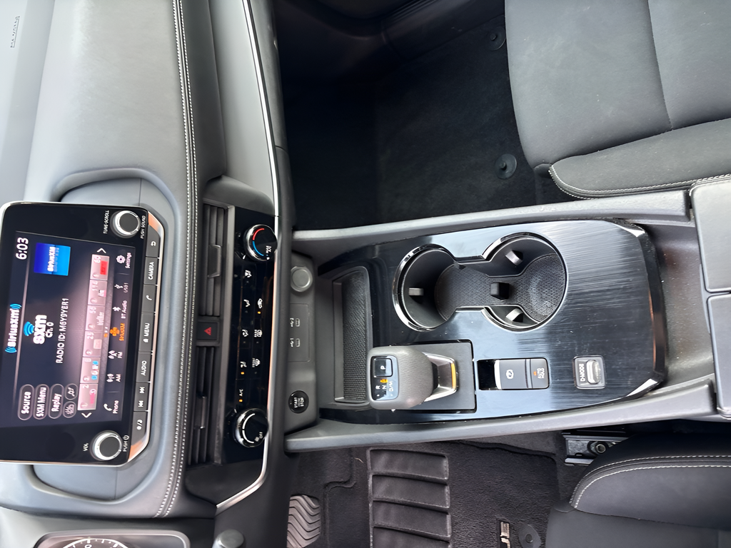 Used 2024 Silver Nissan S image 19