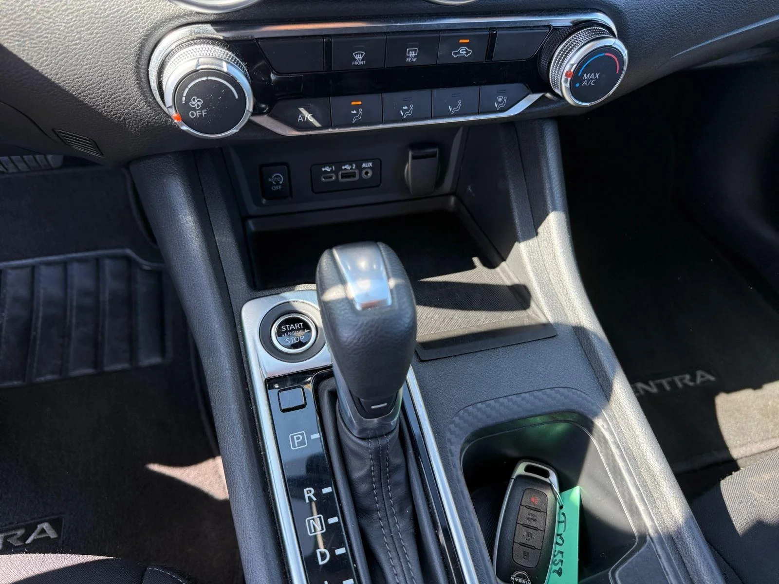 2025 Nissan Sentra SV - Photo 12
