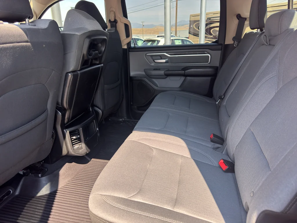 Used 2019 Maroon Ram Big Horn/Lone Star image 6