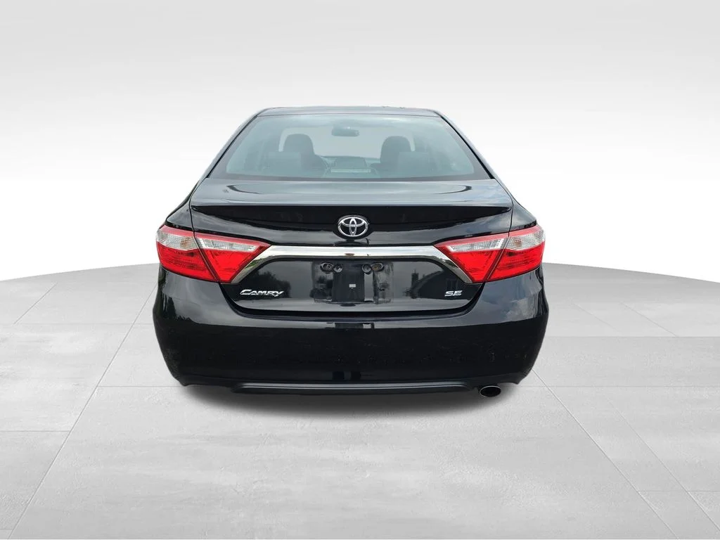 Used 2017 Black Toyota SE image 5