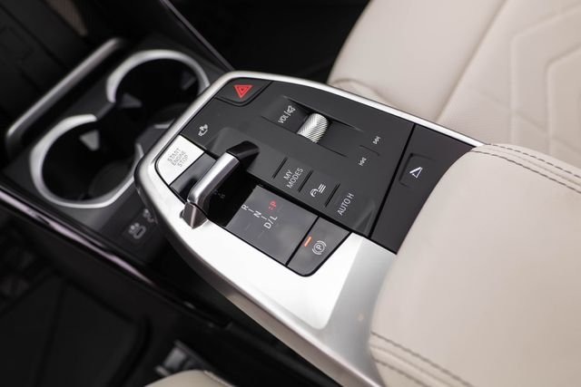New 2027 Vegas Red Metallic BMW xDrive28i image 28