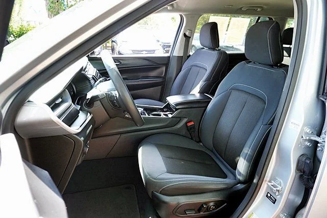Certified Used 2023 Silver Jeep Laredo image 14