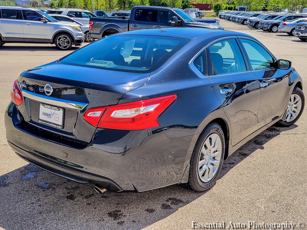 Used 2017 Storm Blue Nissan 2.5 S image 7