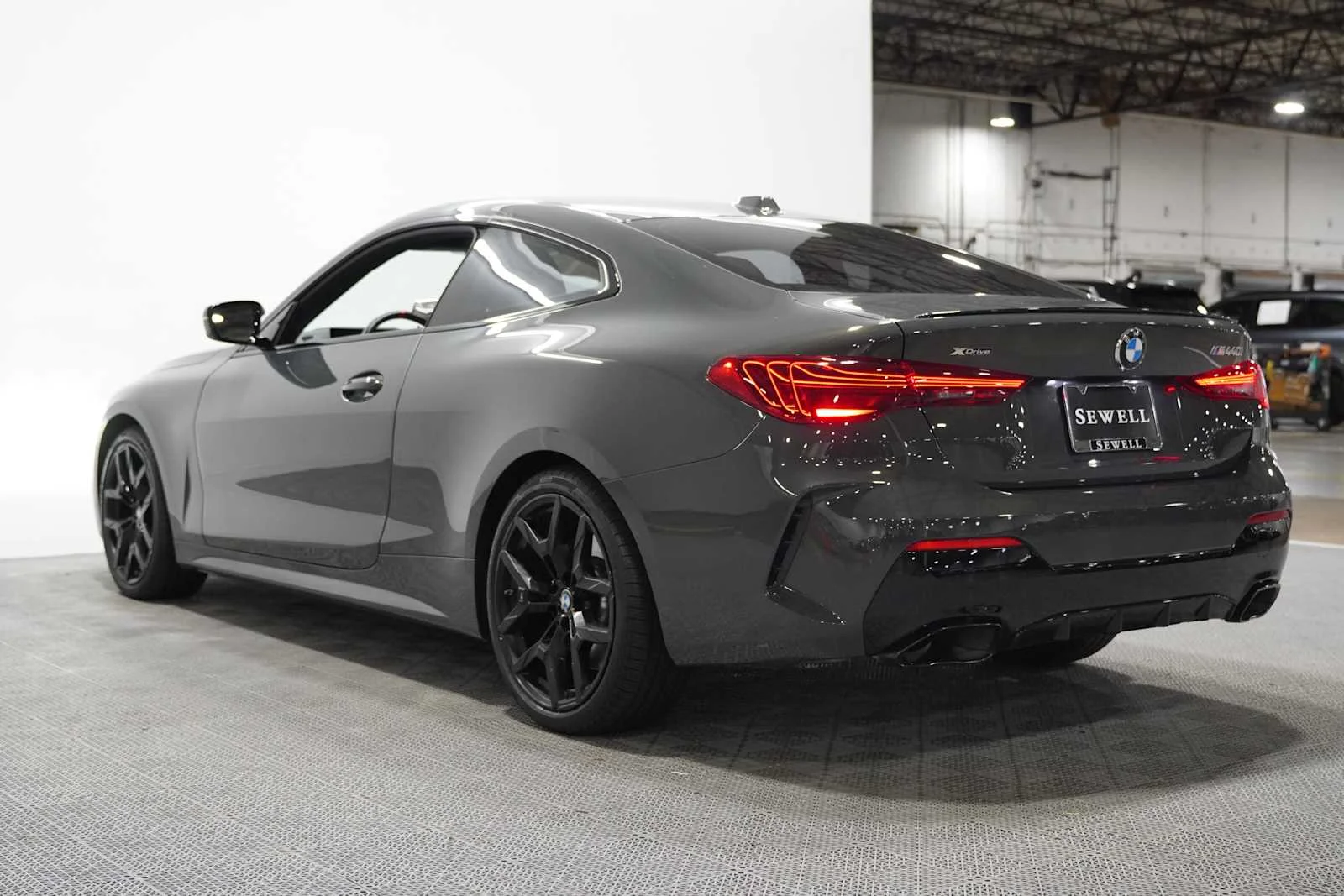 Certified Used 2025 Dravit Grey Metallic BMW M440i xDrive image 6