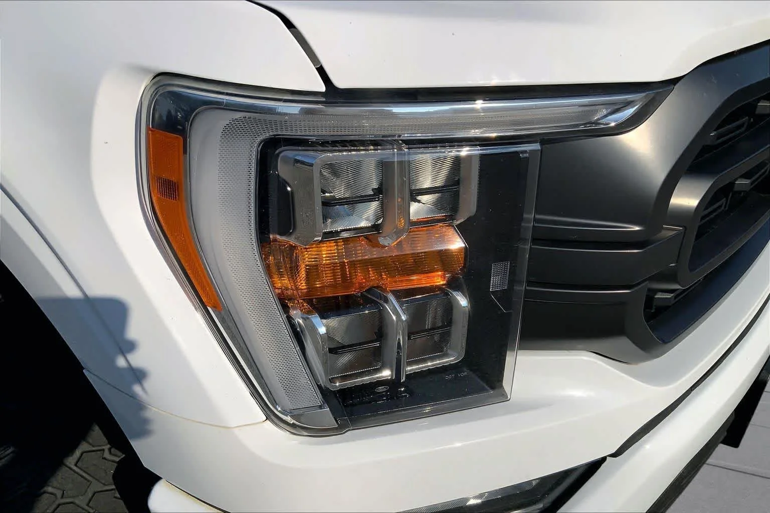 Certified Used 2022 Oxford White Clearcoat Ford XLT image 25