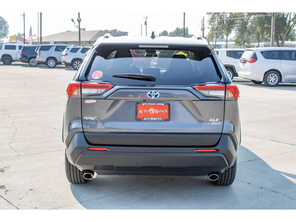 Used 2024 Magnetic Gray Metallic Toyota Hybrid XLE image 7