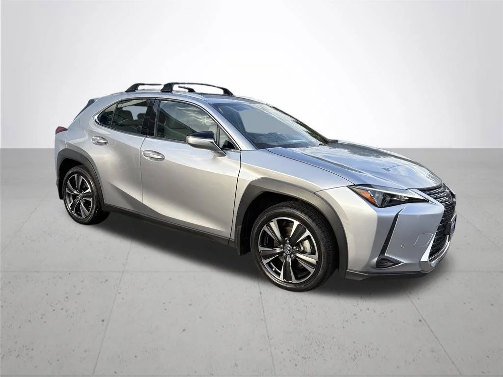 Used 2023 Silver Lexus 250h Base image 4