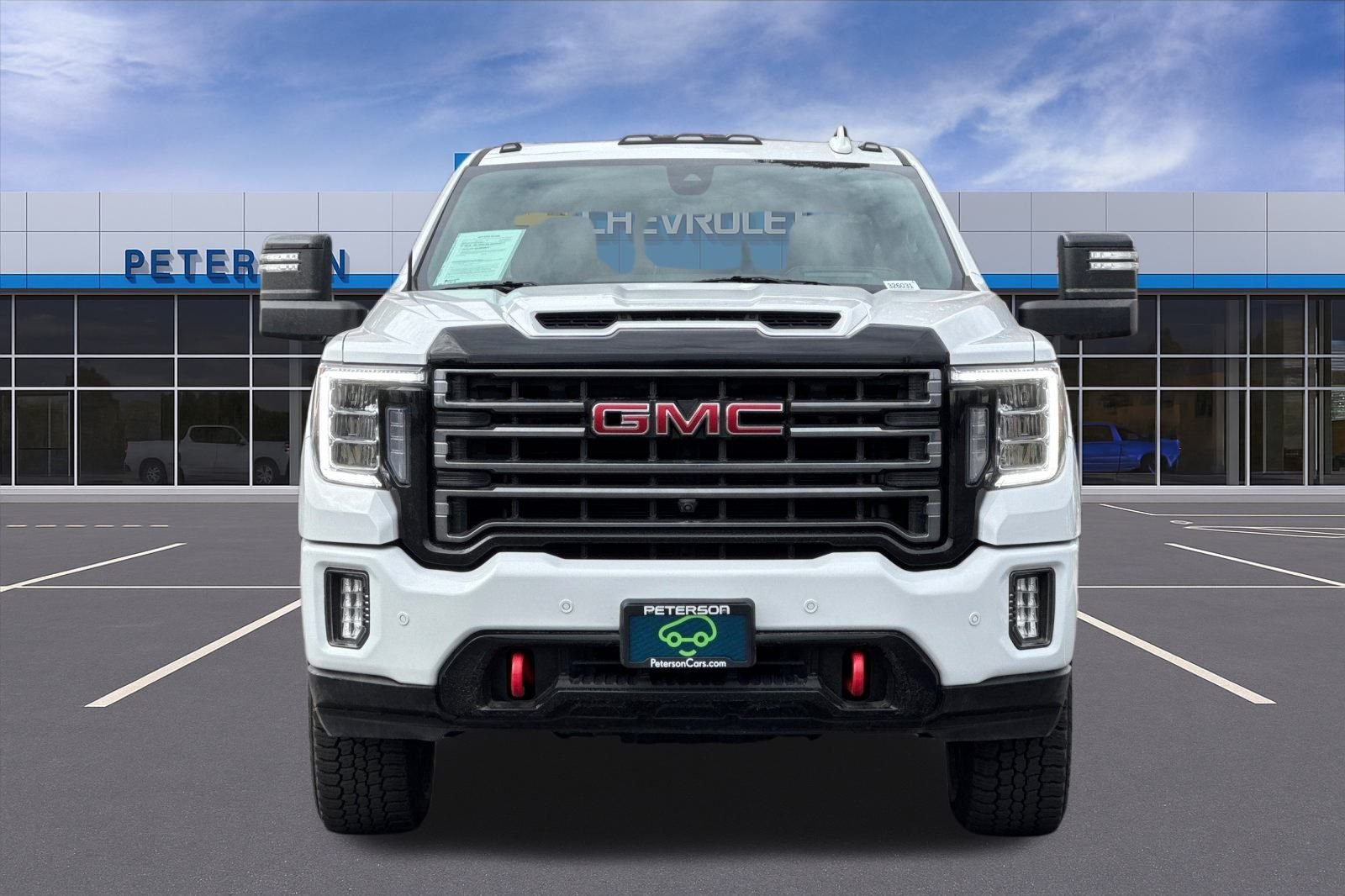 Used 2022 White GMC AT4 image 9