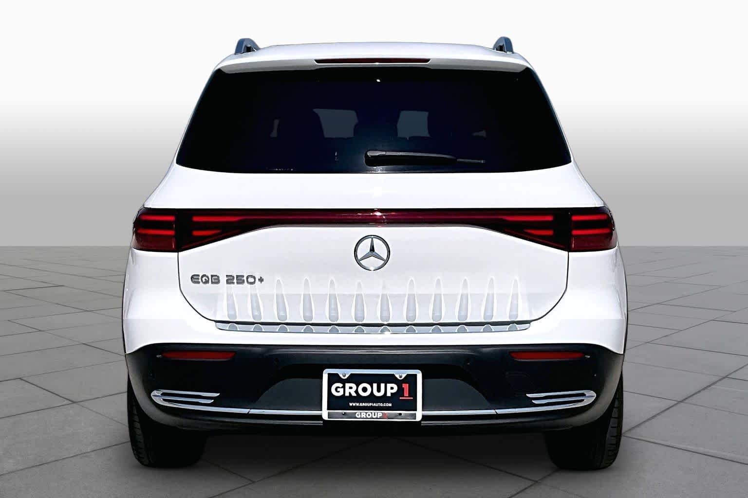 Used 2024 Polar White Mercedes-Benz EQB 250+ image 4