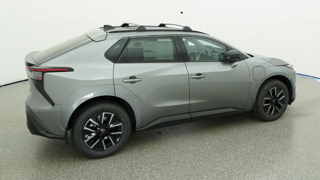 New 2026 Heavy Metal Toyota XLE image 40