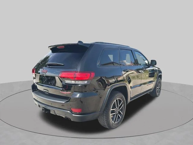Used 2021 Black Jeep Trailhawk image 4
