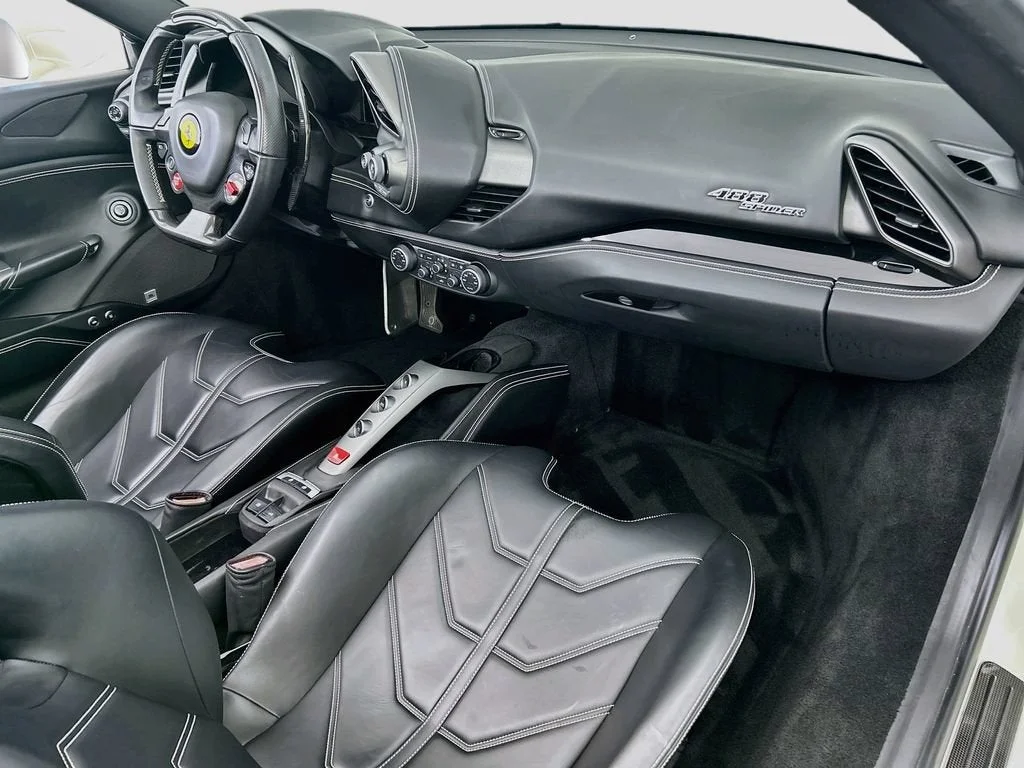 Used 2017 Bianco Fuji Ferrari  image 24