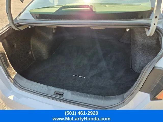 Used 2024 Gray Nissan 2.5 SR image 15