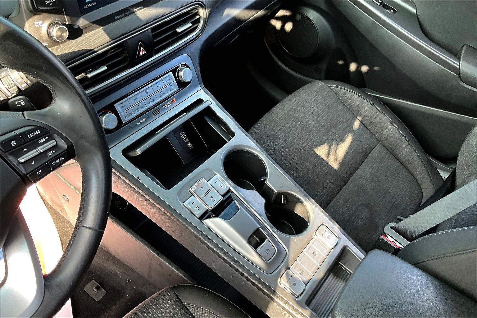 Used 2021 Silver Hyundai SEL image 14