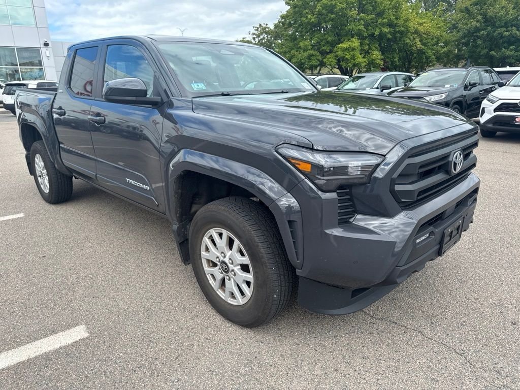 Used 2025 Black Toyota SR5 image 9