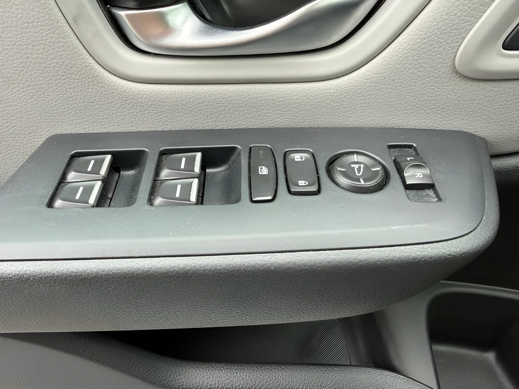 2023 Honda Pilot Touring - Photo 24