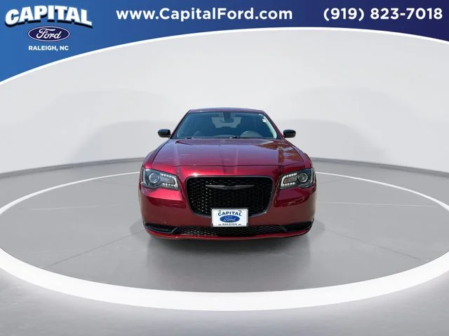 Used 2023 Red Chrysler Touring image 3