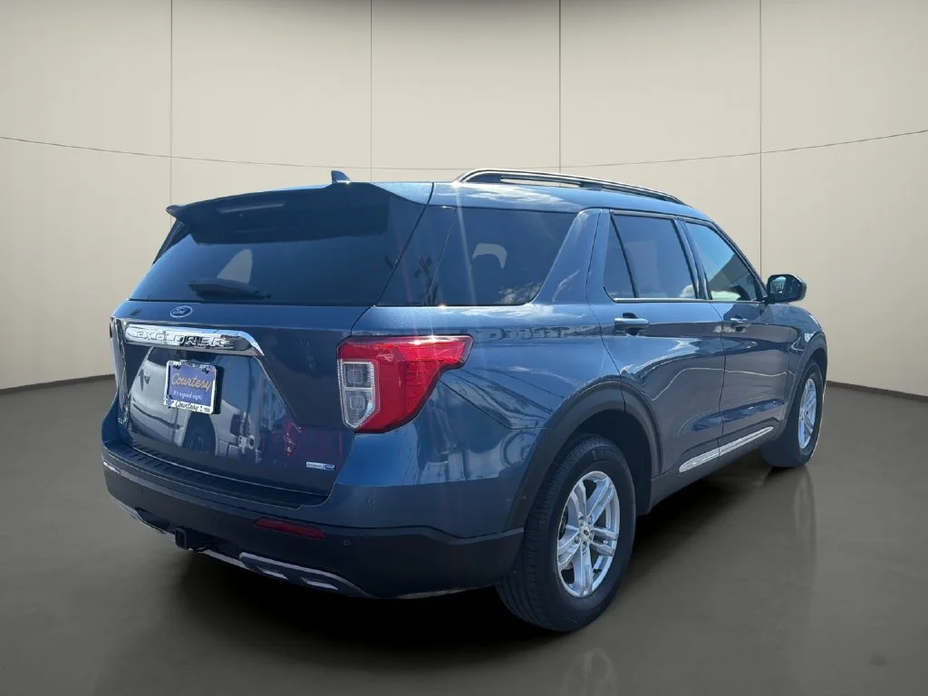 Used 2020 Blue Ford XLT image 7