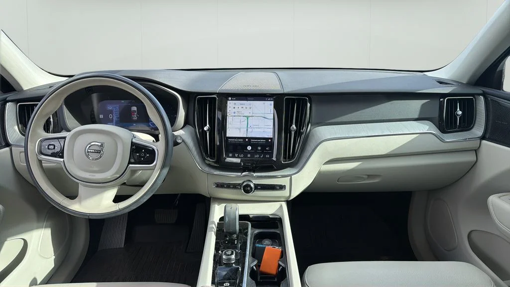 Used 2024 Blue Volvo T8 Plus Dark Theme image 10