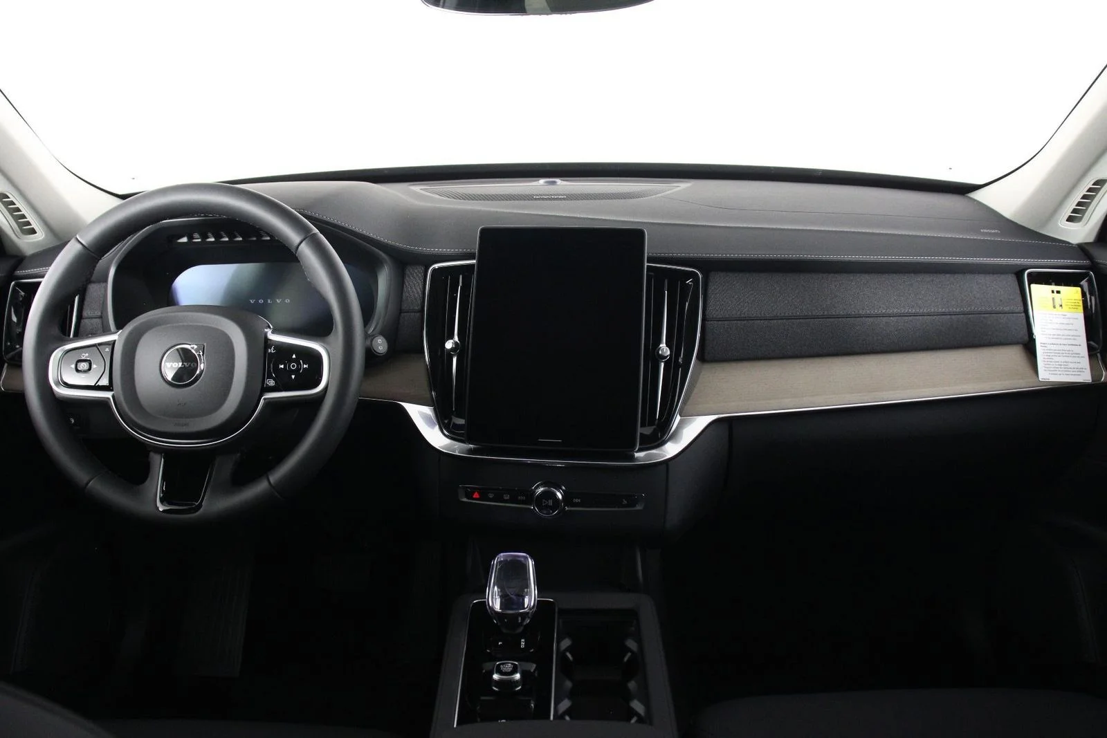 New 2026 Black Volvo T8 Plus image 5
