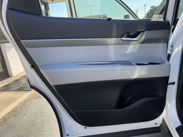 Used 2020 White Hyundai SEL image 11