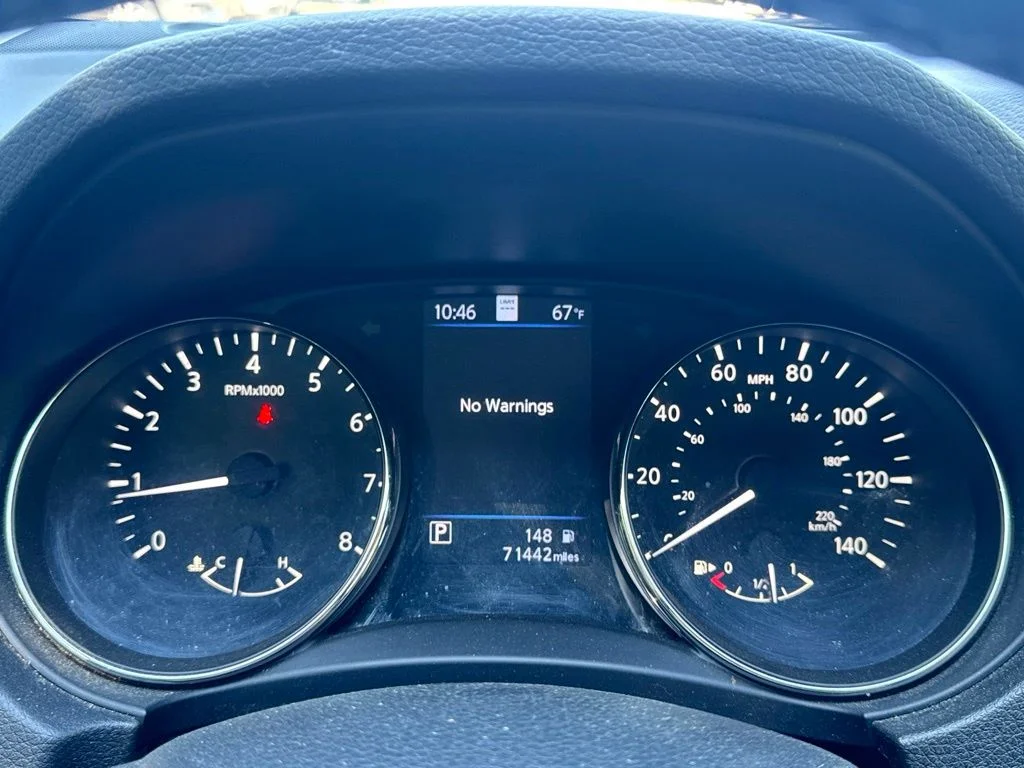 Used 2020 Black Nissan SL image 15