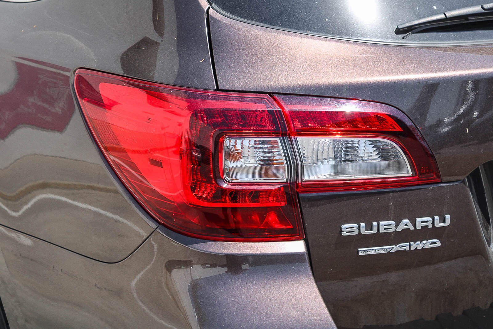 Used 2019 Cinnamon Brown Pearl Subaru Limited image 9