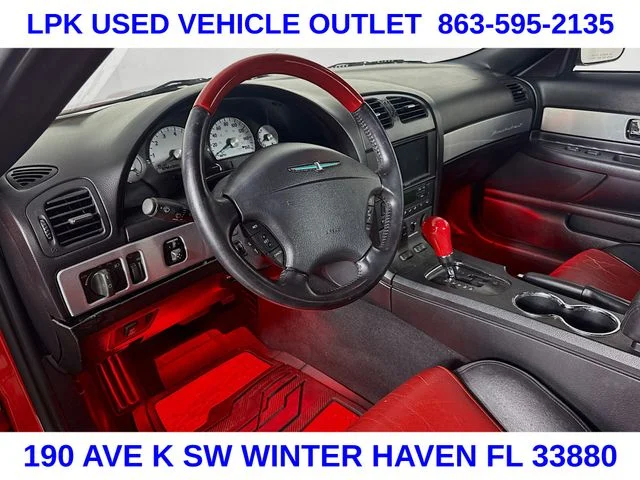 Used 2004  Ford Base image 9