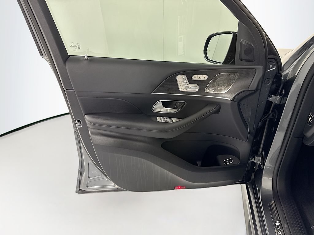 New 2026 Selenite Grey Metallic Mercedes-Benz GLE 450 image 26
