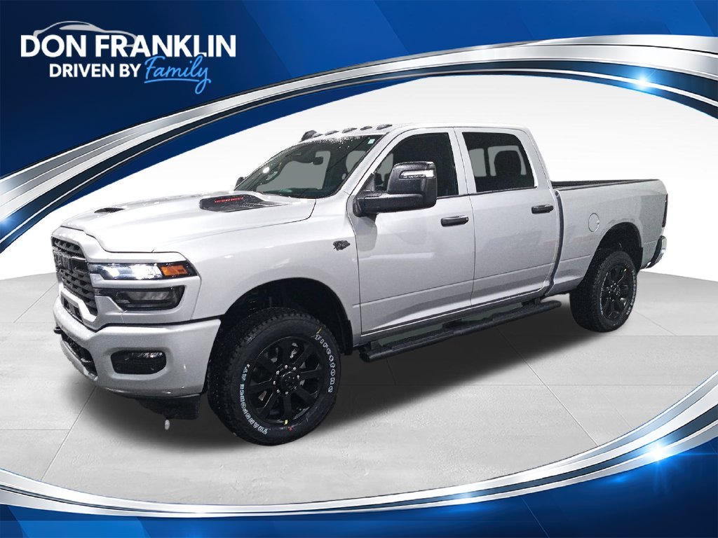 2027 RAM 2500 Pickup Tradesman/Black Express