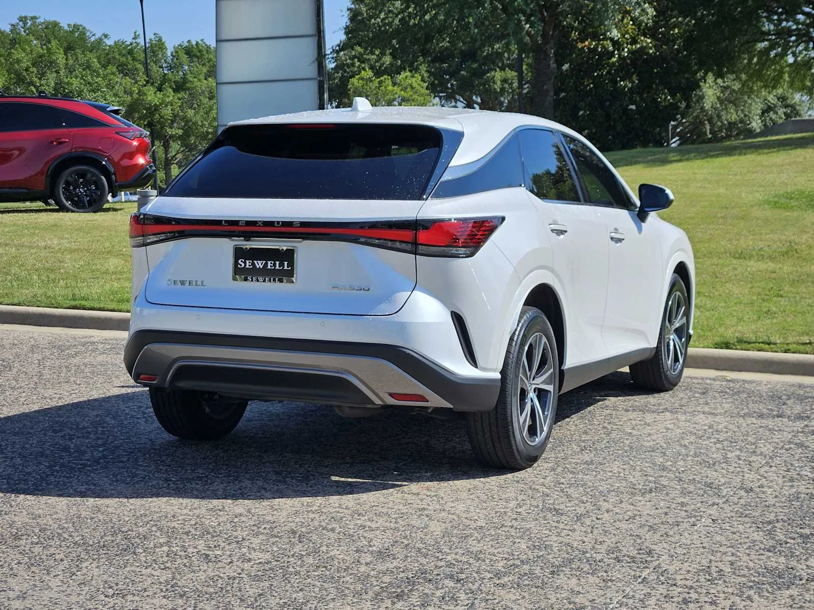 Certified Used 2025 EMINENT WHITE PEARL Lexus  image 4