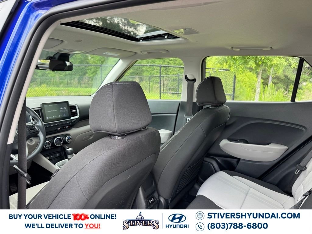 2024 Hyundai Venue SEL - Photo 23