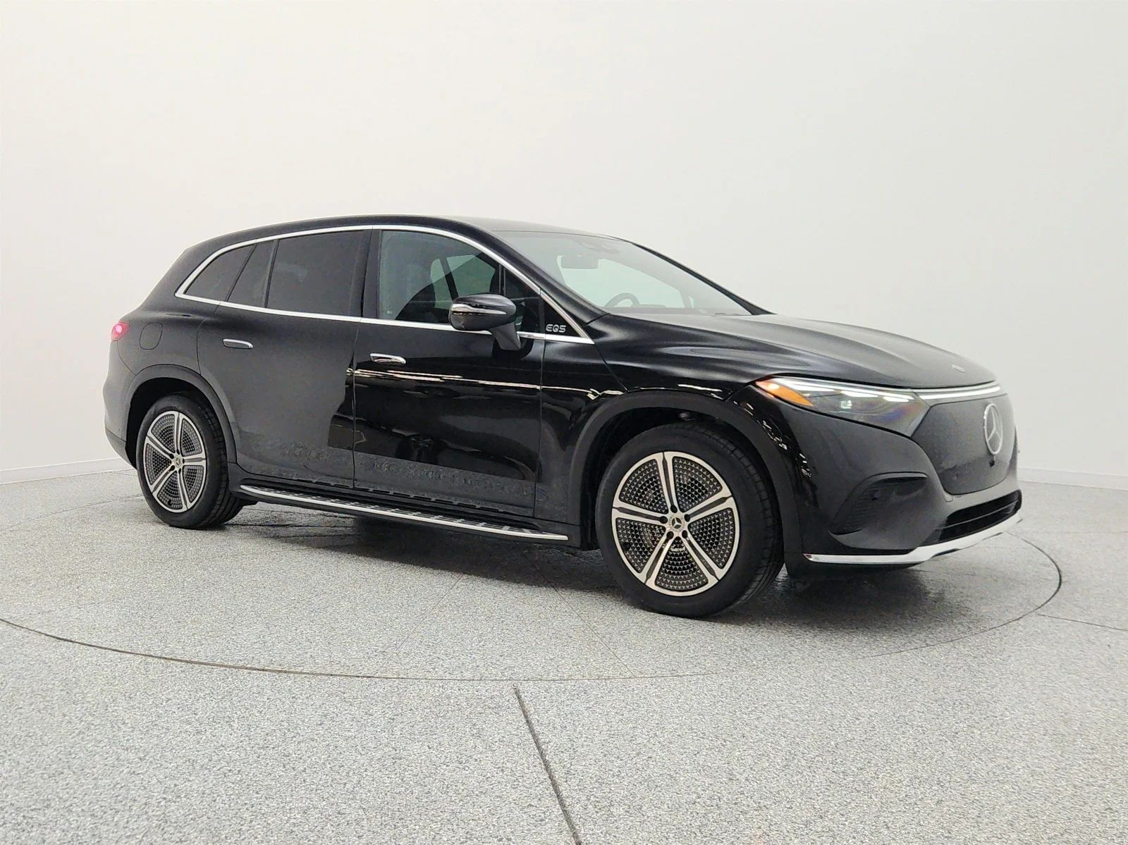 Used 2023 Obsidian Black Metallic Mercedes-Benz EQS 450 4MATIC® SUV image 3