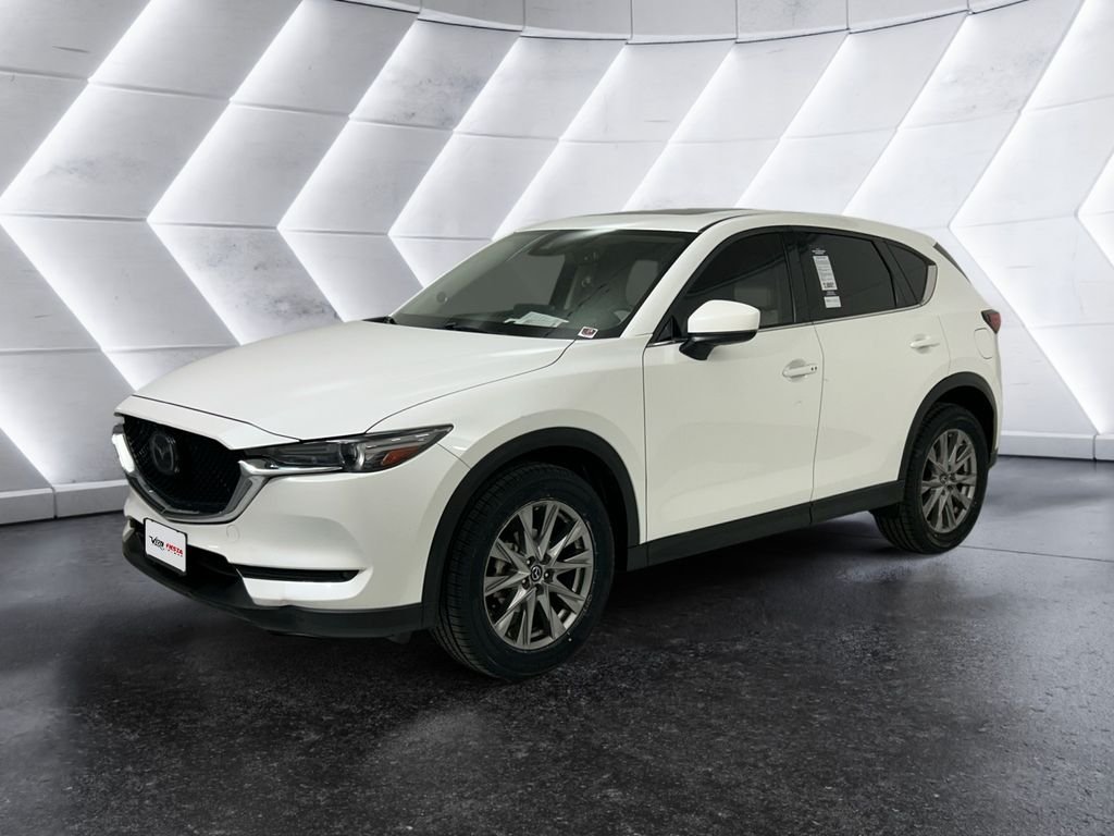 Used 2021 White Mazda Grand Touring image 3