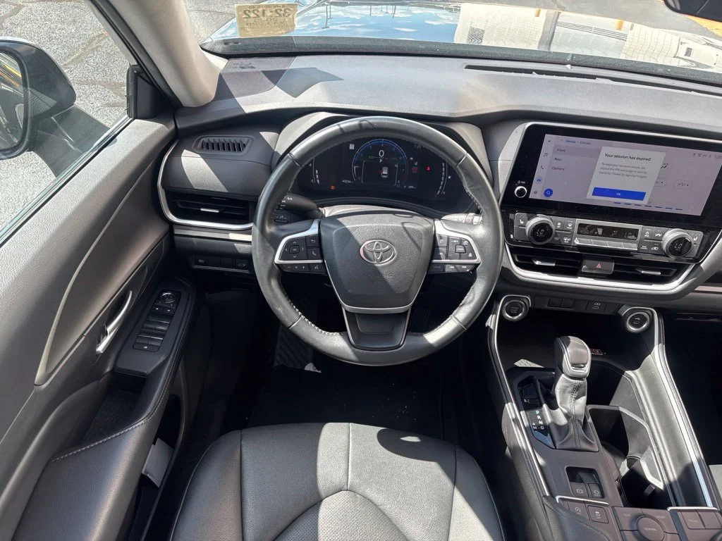 Used 2025 Black Toyota XLE image 3