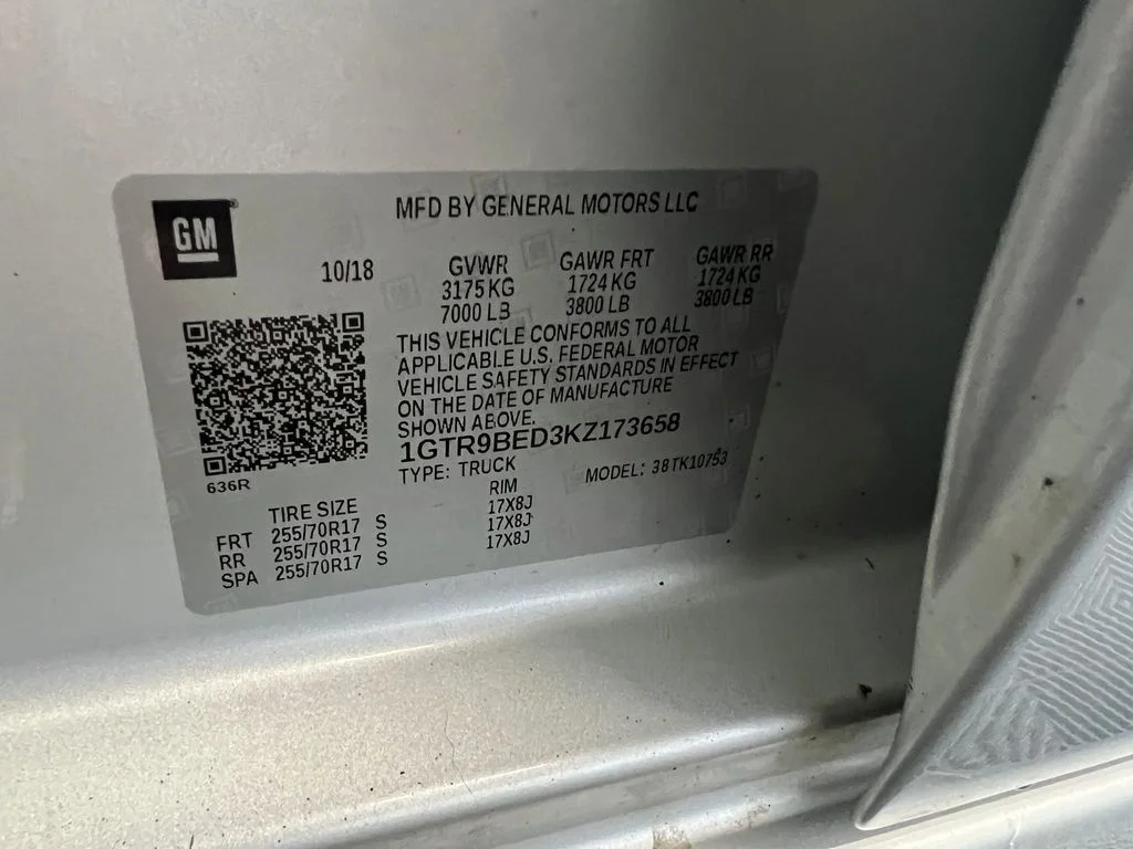 Used 2019 Quicksilver Metallic GMC SLE image 17