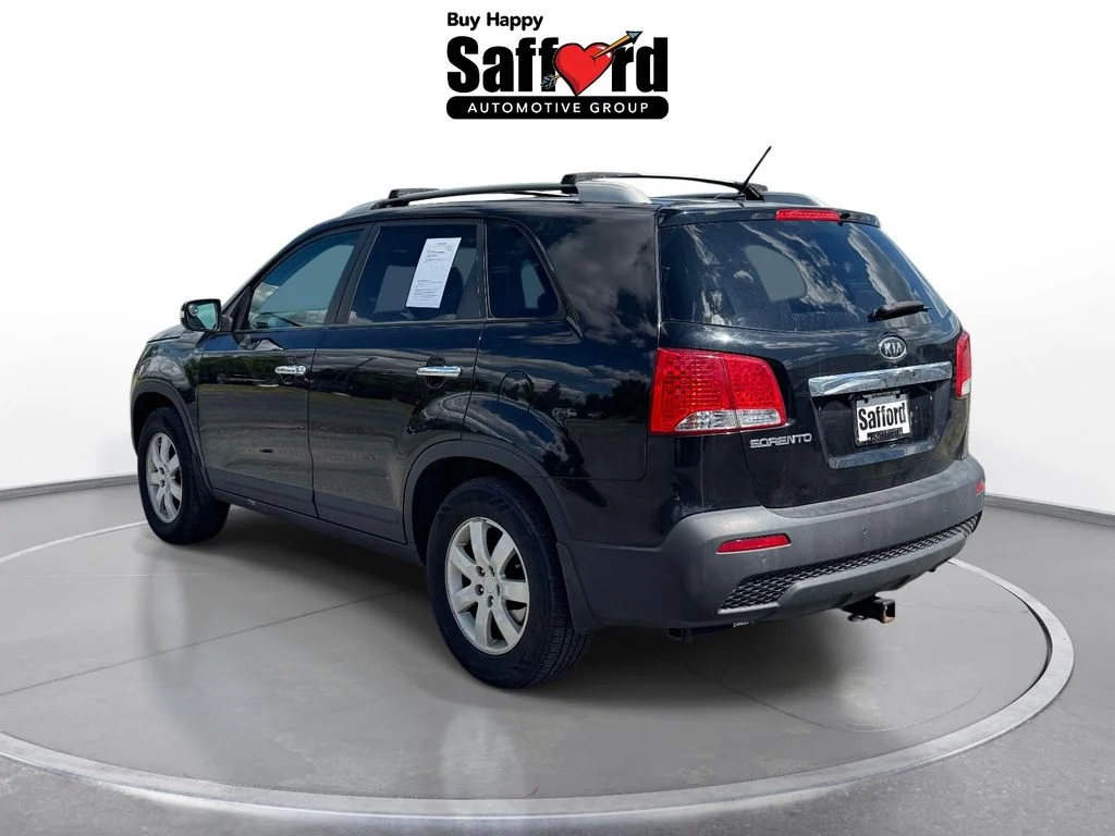 Used 2011 Black Kia LX image 6